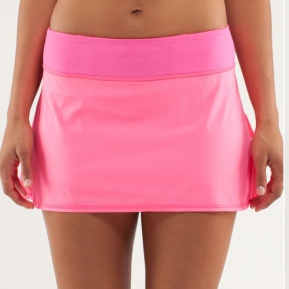 SOLD    Lululemon  Pace Setter tennis skirt Pinkalicious Bright Pink sz 4 - Picture 2 of 6